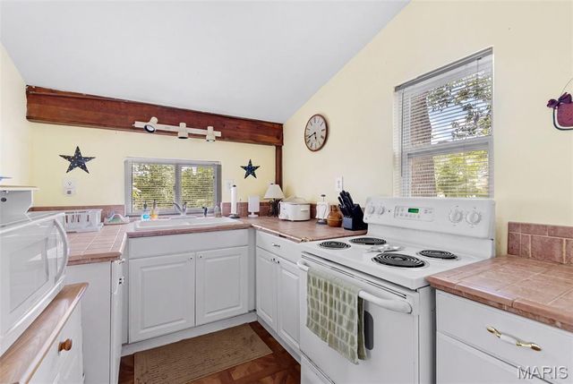6510 Purple Martin Lane, French Village, MO 63036
