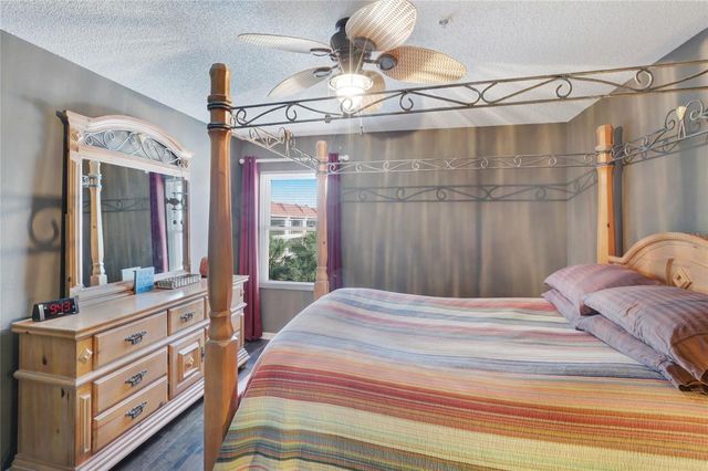 3607 E BAY DRIVE 211, Holmes Beach, FL 34217