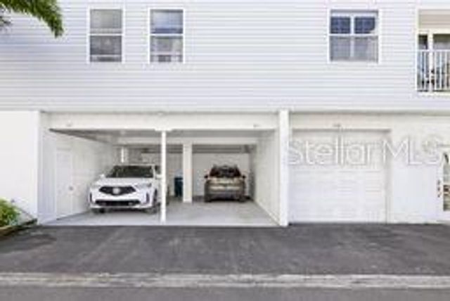 3607 E BAY DRIVE 211, Holmes Beach, FL 34217