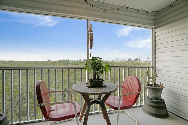 3607 E BAY DRIVE 211, Holmes Beach, FL 34217