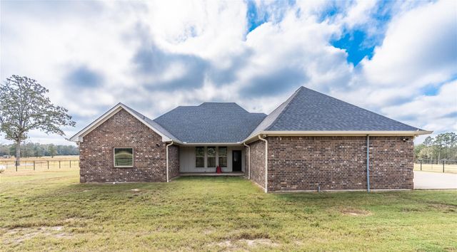 1322 An County Road 171, Elkhart, TX 75839