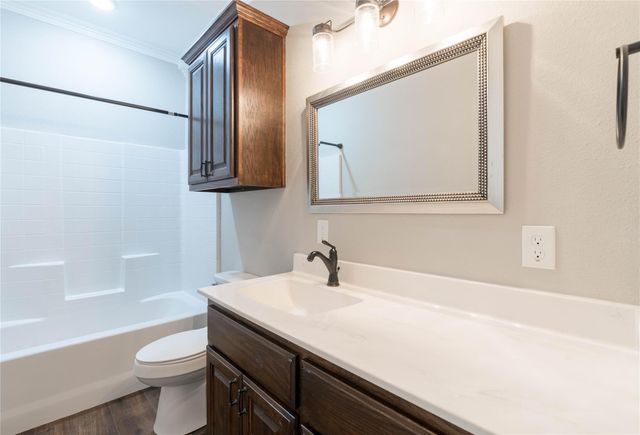 1322 An County Road 171, Elkhart, TX 75839