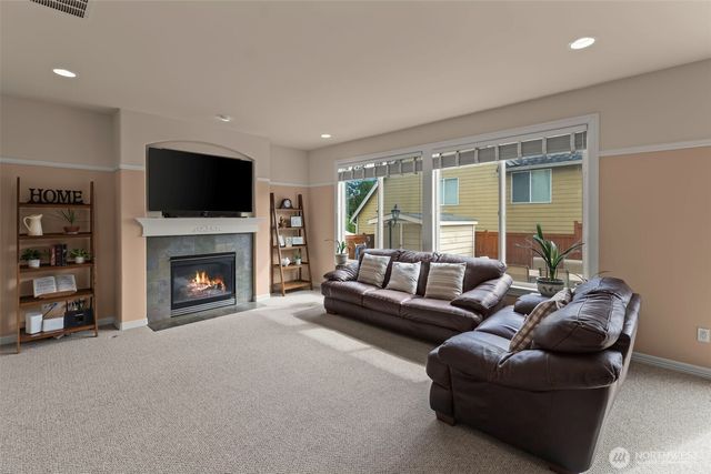 36010 11th Avenue SW, Federal Way, WA 98023