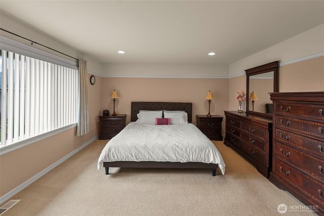 36010 11th Avenue SW, Federal Way, WA 98023