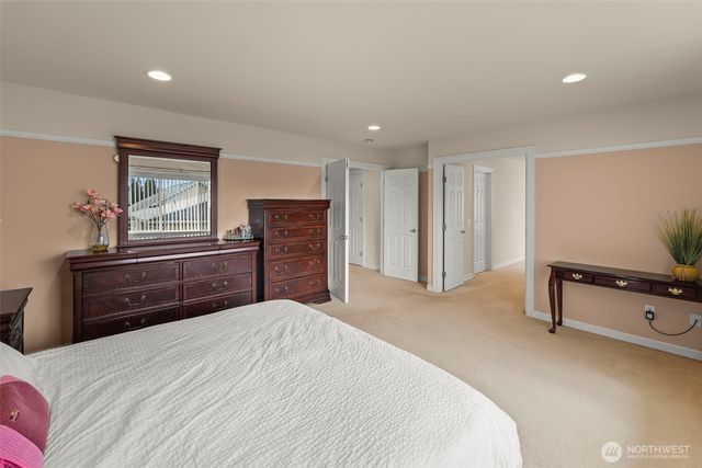 36010 11th Avenue SW, Federal Way, WA 98023