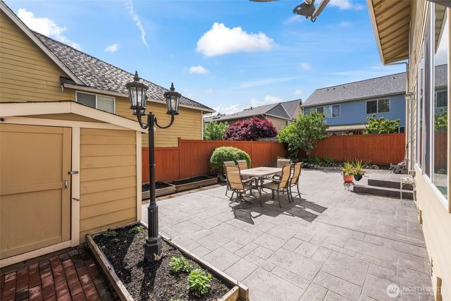 36010 11th Avenue SW, Federal Way, WA 98023