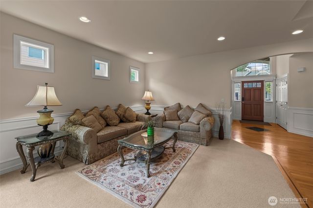 36010 11th Avenue SW, Federal Way, WA 98023