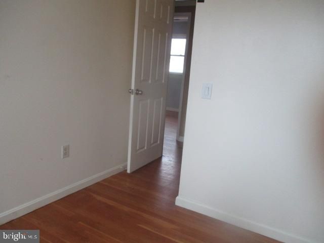 229 SAINT MARYS RD, Baltimore, MD 21221