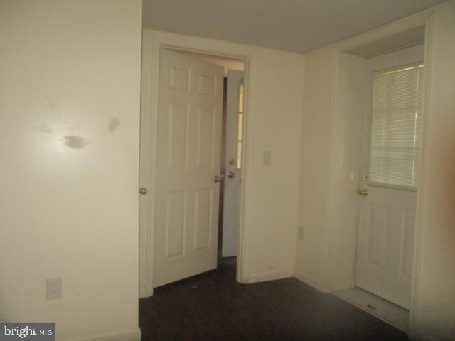 229 SAINT MARYS RD, Baltimore, MD 21221