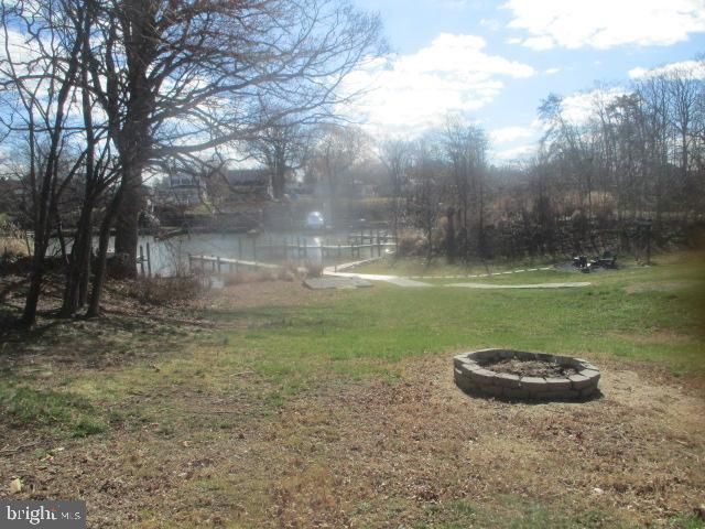 229 SAINT MARYS RD, Baltimore, MD 21221