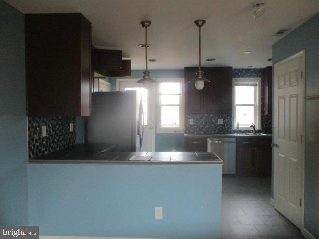 229 SAINT MARYS RD, Baltimore, MD 21221