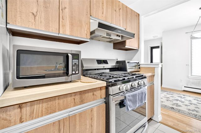 23 Hillside Terrace D, White Plains, NY 10601