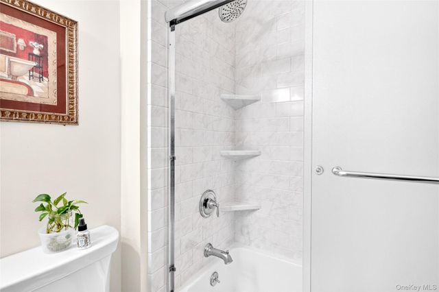23 Hillside Terrace D, White Plains, NY 10601