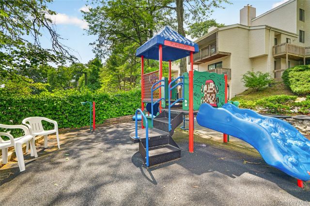 23 Hillside Terrace D, White Plains, NY 10601