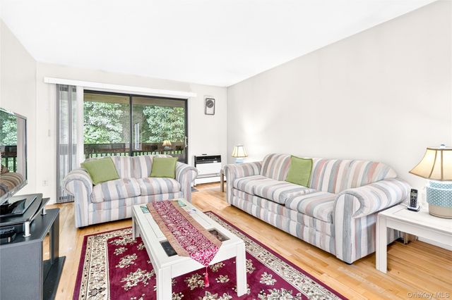 23 Hillside Terrace D, White Plains, NY 10601