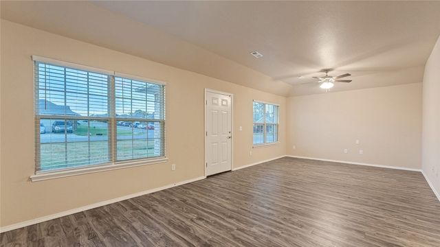 2209 Misti Woods Street, Gentry, AR 72734