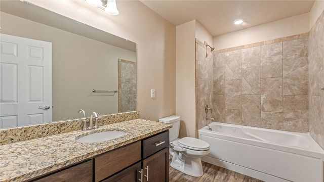 2209 Misti Woods Street, Gentry, AR 72734