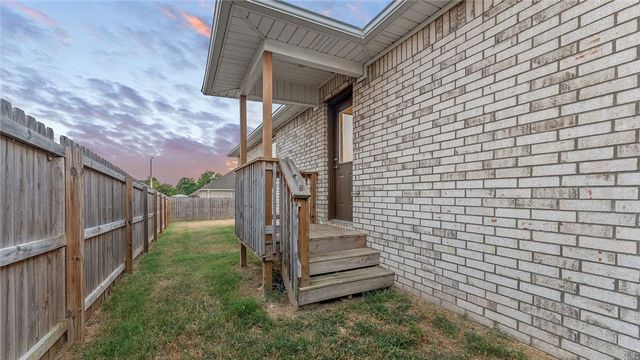 2209 Misti Woods Street, Gentry, AR 72734