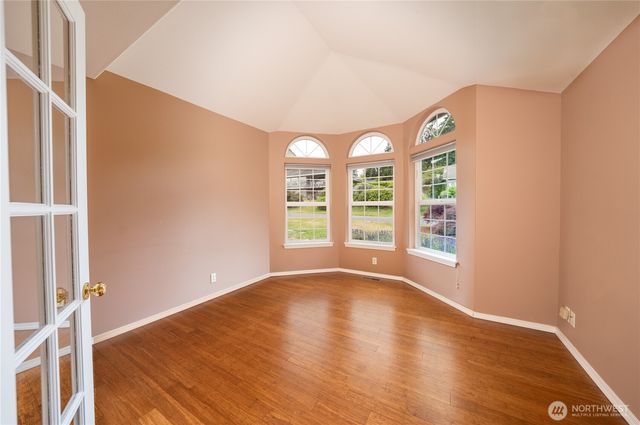 7023 Columbia Avenue, Clinton, WA 98236