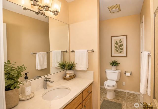 7023 Columbia Avenue, Clinton, WA 98236