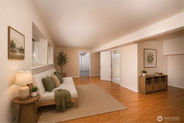 7023 Columbia Avenue, Clinton, WA 98236