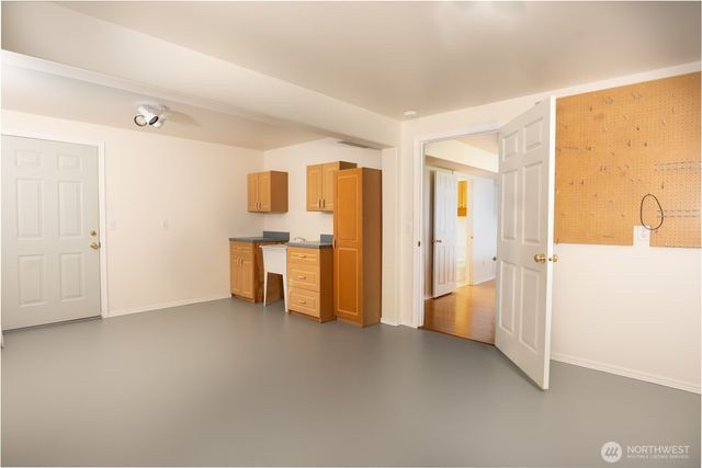 7023 Columbia Avenue, Clinton, WA 98236