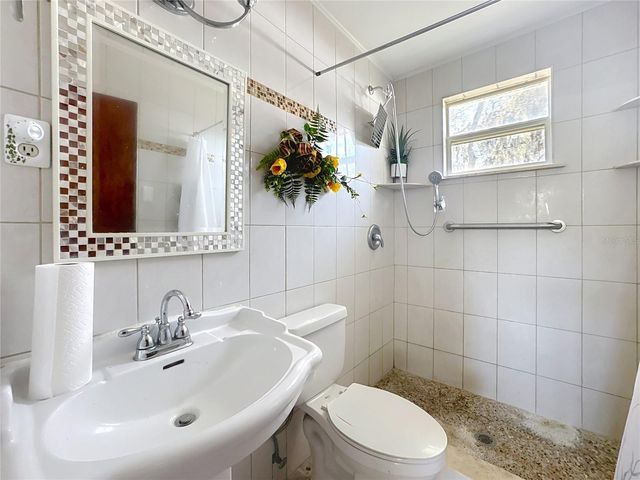 10440 FLOWERS AVENUE, Orlando, FL 32825