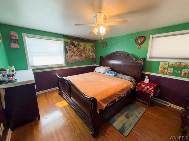 26 Caroline Lane, Cheektowaga, NY 14043