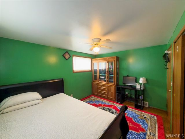 26 Caroline Lane, Cheektowaga, NY 14043