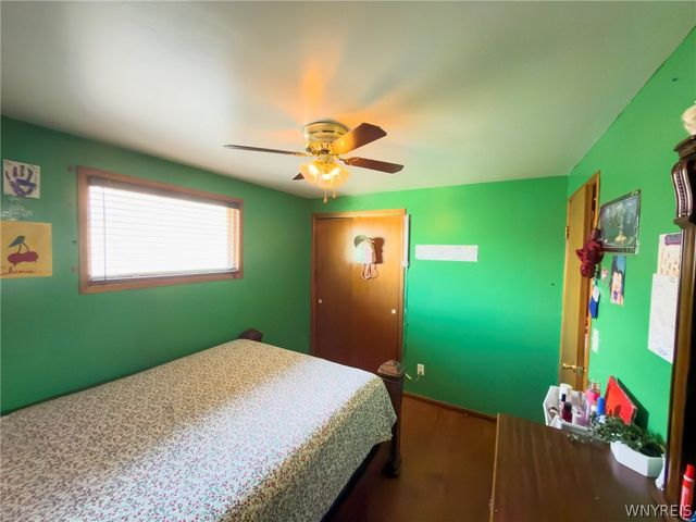 26 Caroline Lane, Cheektowaga, NY 14043