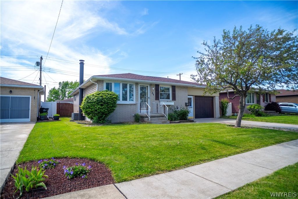 26 Caroline Lane, Cheektowaga, NY 14043