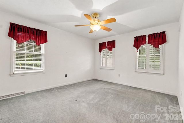 4221 Bridgewood Lane, Charlotte, NC 28226