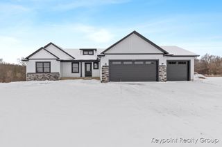 3282 Stonehill Court, Wayland, MI 49348