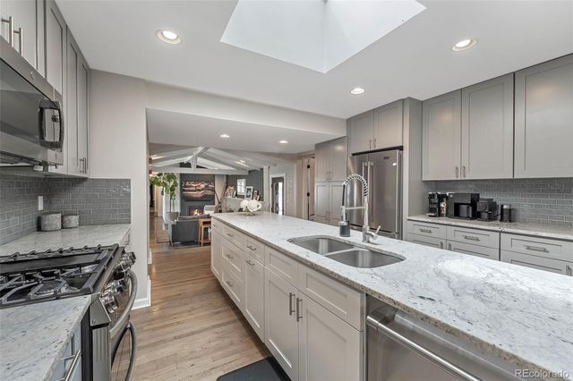 925 Teller Street, Lakewood, CO 80214