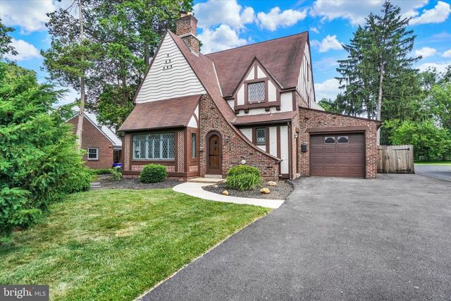 306 ELMWOOD BLVD, York, PA 17403
