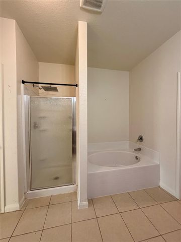 1303 Emerald Stone Drive, Rosharon, TX 77583