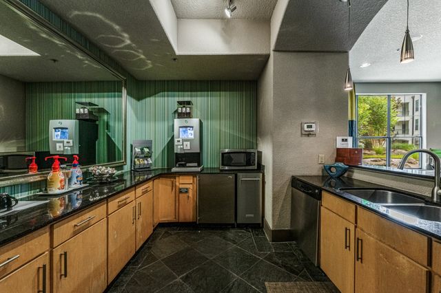 2600 Hillsboro Pike Apt 310, Nashville, TN 37212
