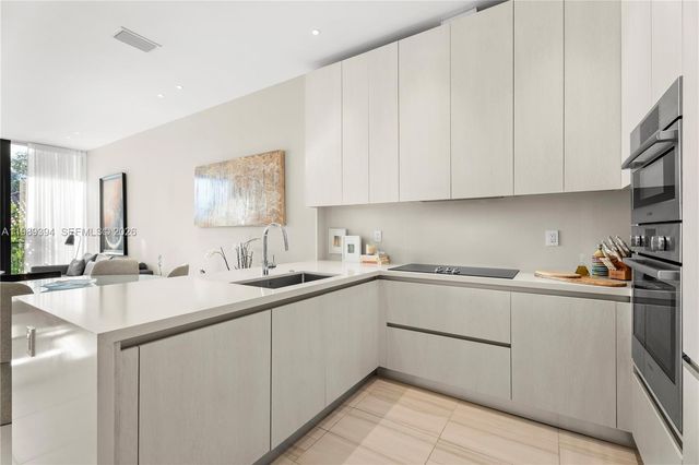 3156 SW 27th Ave 202, Miami, FL 33133