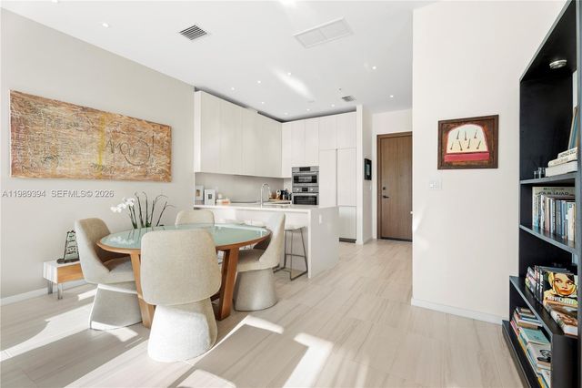 3156 SW 27th Ave 202, Miami, FL 33133