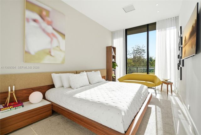 3156 SW 27th Ave 202, Miami, FL 33133