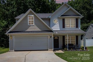 2748 Rabbit Ridge Drive, Bessemer City, NC 28016