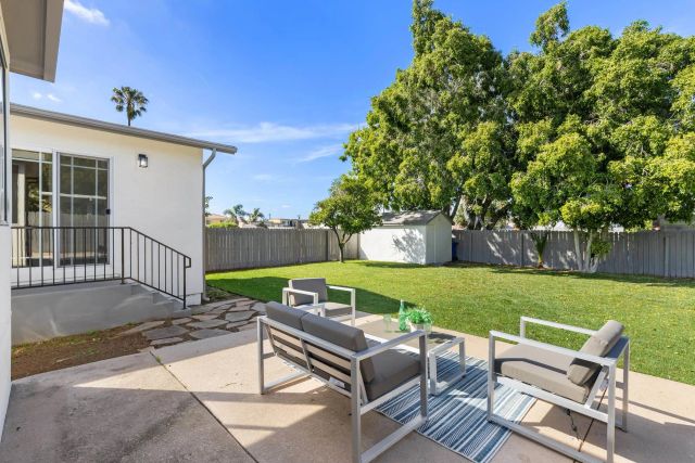 6850 Rosefield Dr, La Mesa, CA 91942
