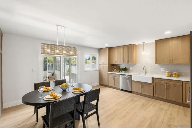 6850 Rosefield Dr, La Mesa, CA 91942