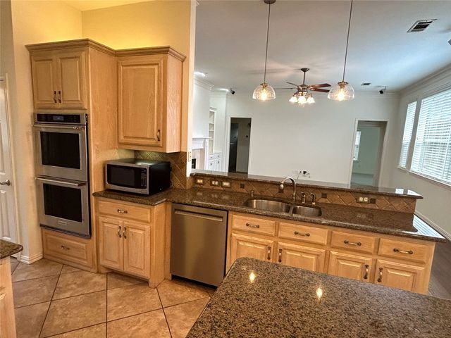 1326 Stillwater Cove Drive, Little Elm, TX 75068