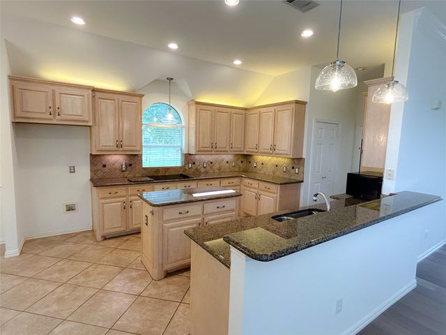 1326 Stillwater Cove Drive, Little Elm, TX 75068