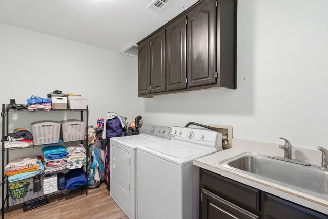 1936 Spinnaker Lane, Azle, TX 76020