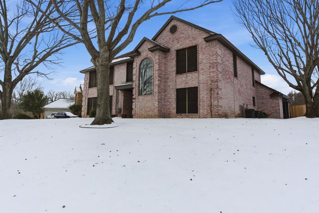 1936 Spinnaker Lane, Azle, TX 76020