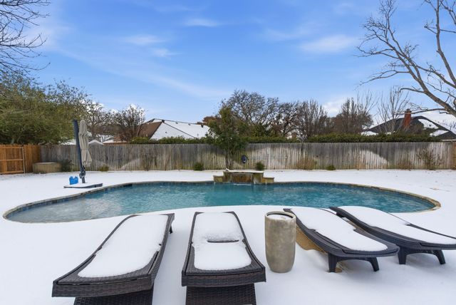 1936 Spinnaker Lane, Azle, TX 76020