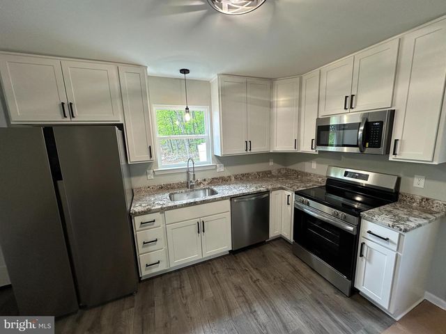429 BLUEBIRD, Winchester, VA 22602
