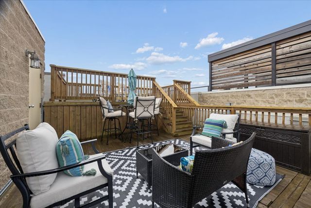 1130 W Diversey Parkway 4W, Chicago, IL 60614